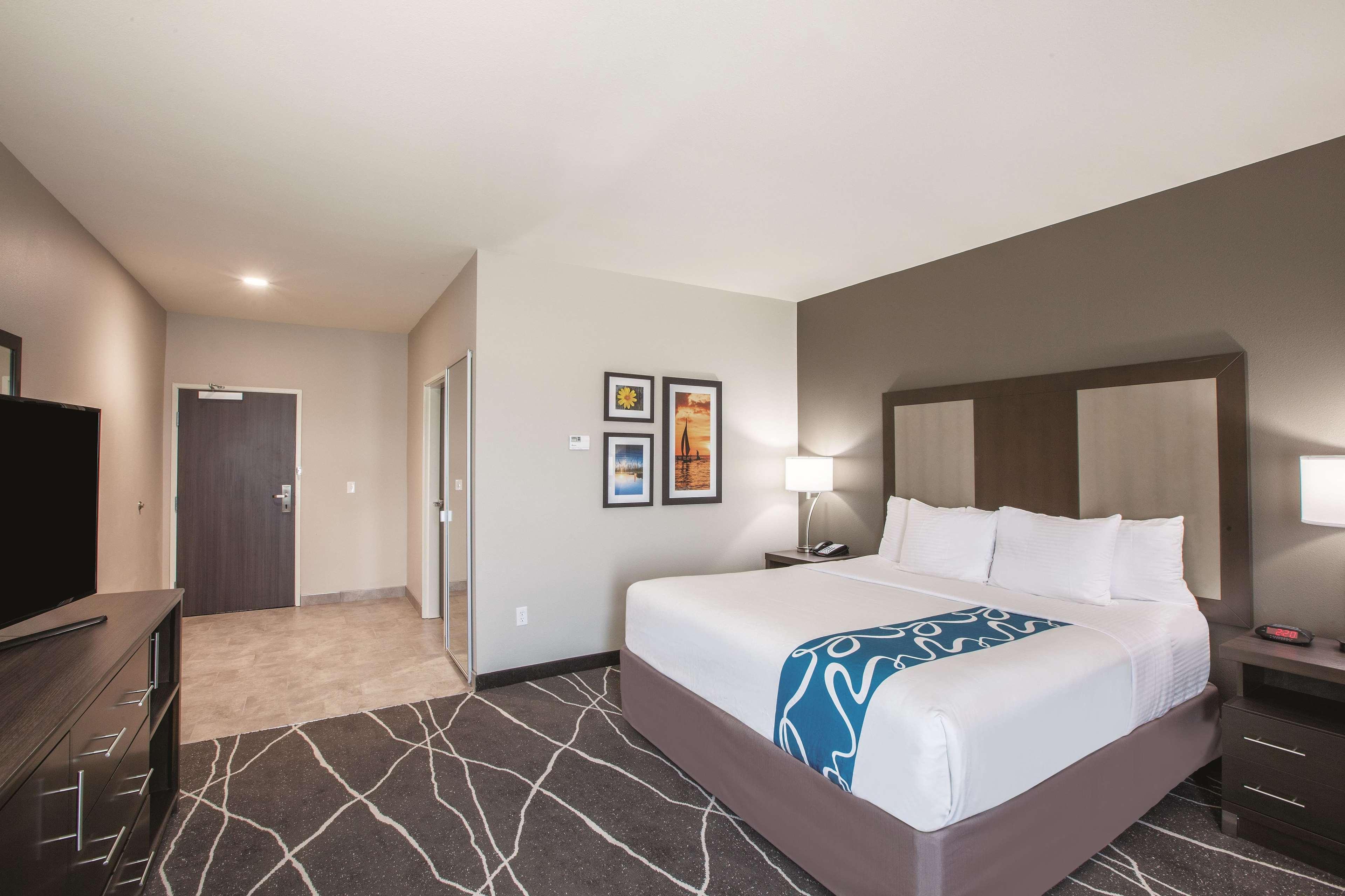 La Quinta By Wyndham Tulsa Broken Arrow Hotel Exterior photo