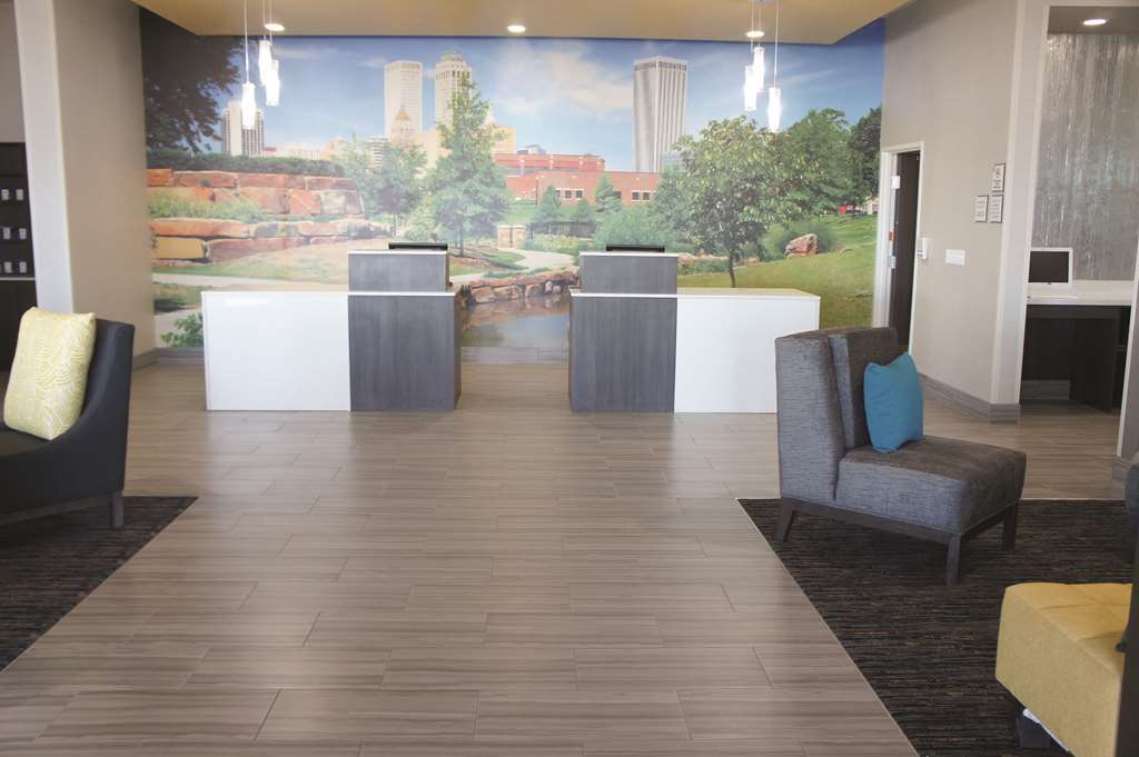 La Quinta By Wyndham Tulsa Broken Arrow Hotel Interior photo