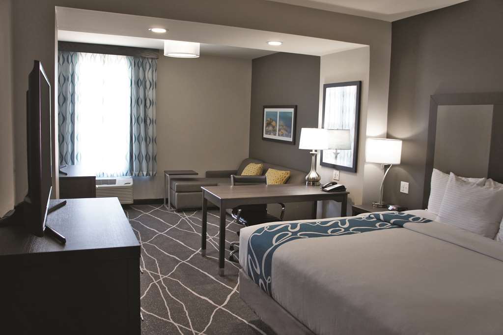 La Quinta By Wyndham Tulsa Broken Arrow Hotel Room photo