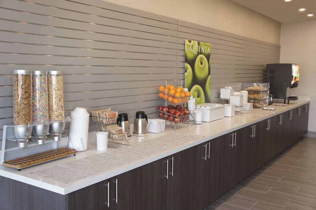 La Quinta By Wyndham Tulsa Broken Arrow Hotel Facilities photo